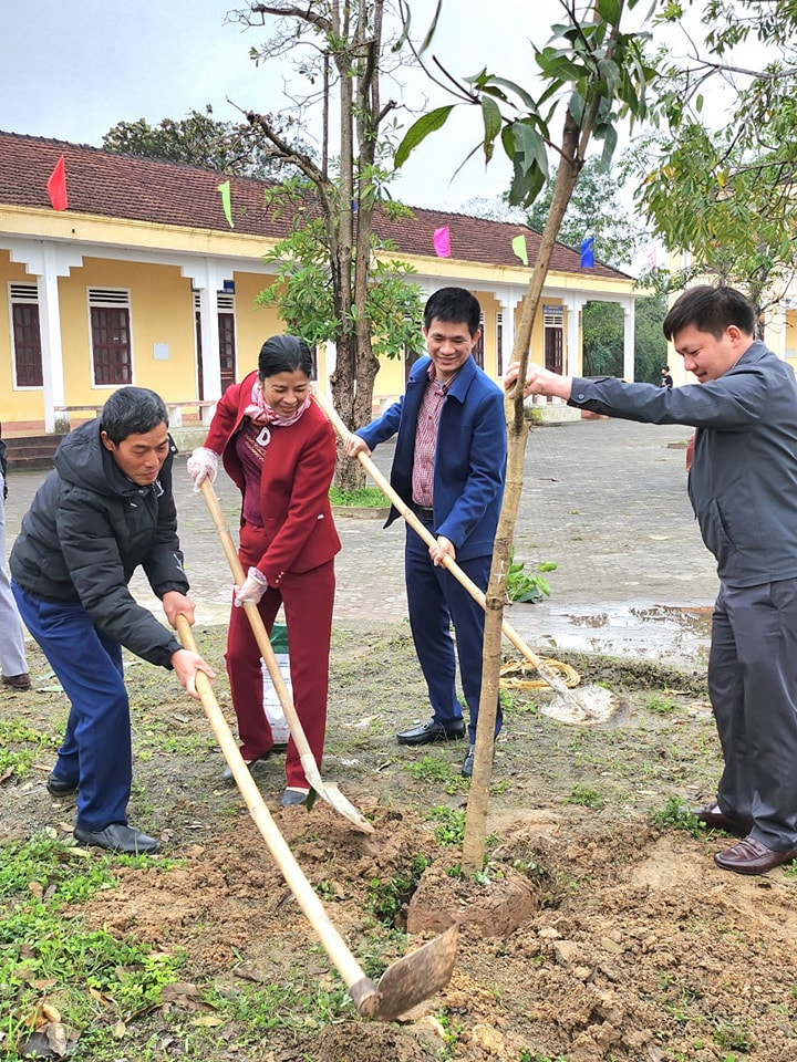 TỔ CHỨC TẾT TRỒNG CÂY HÀNG NĂM XUÂN QUÝ MÃO - NĂM 2023