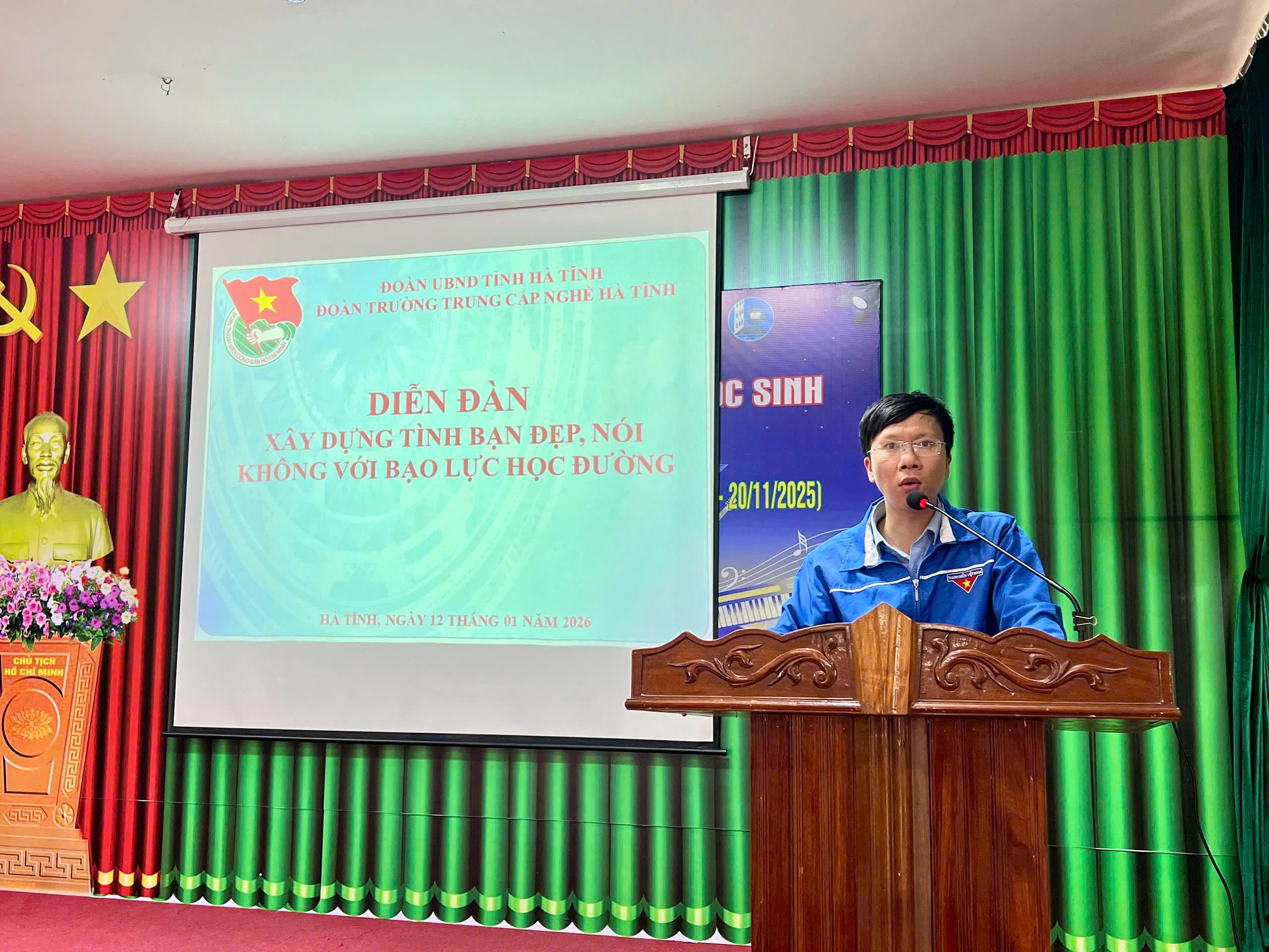 ĐOÀN TRƯỜNG TRUNG CẤP NGHỀ HÀ TĨNH TỔ CHỨC DIỄN ĐÀN “XÂY DỰNG TÌNH BẠN ĐẸP – NÓI KHÔNG VỚI BẠO LỰC HỌC ĐƯỜNG”